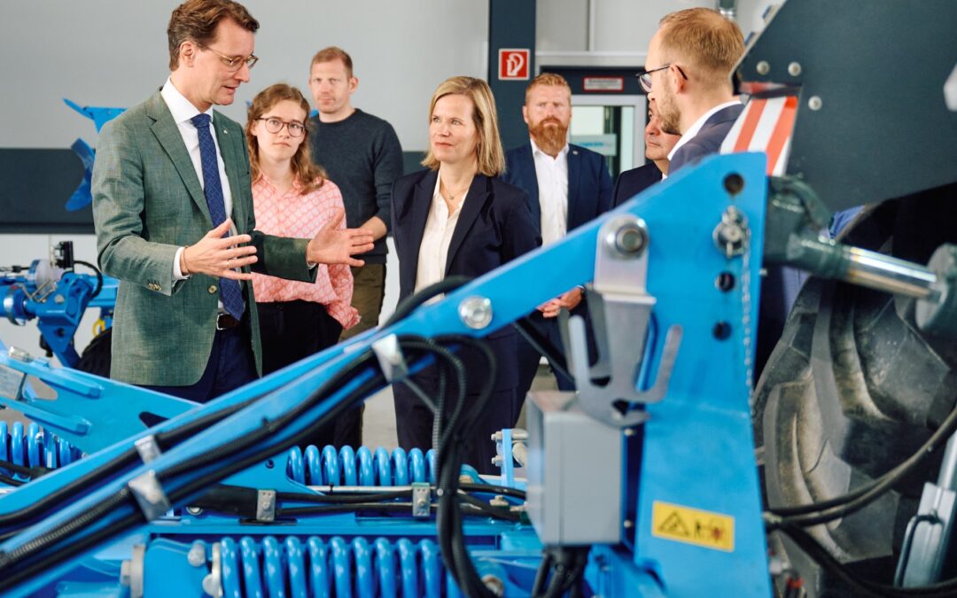 Ministerpräsident Wüst besucht Landwirtschaftsbetriebe im Land