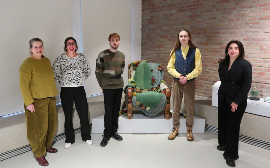 Studierende präsentieren textile Arbeiten im Deutschen Textilmuseum