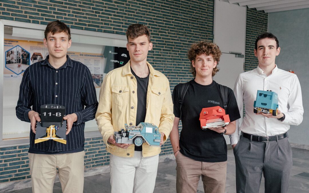 Studierende der HSNR entwickeln Fahrroboter