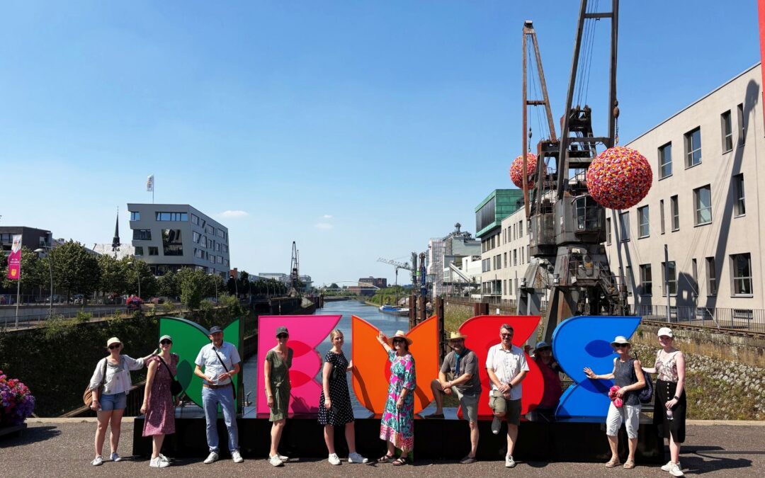Touristiker:innen zu Besuch bei der Landesgartenschau